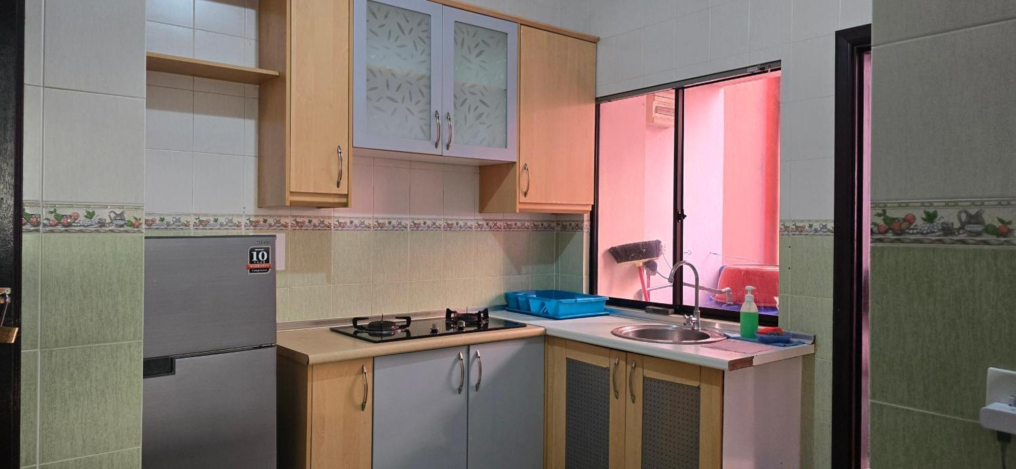 Ferienwohnung Nana Marina Court Kota Kinabalu Exterior foto