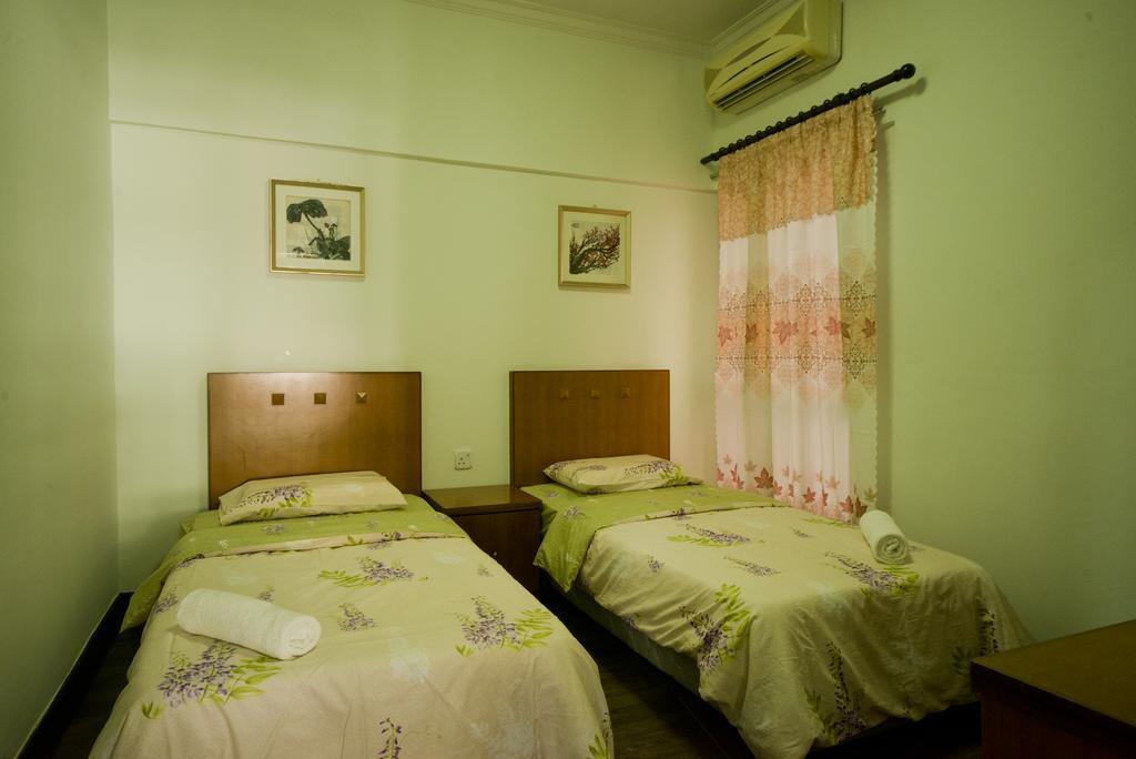 Ferienwohnung Nana Marina Court Kota Kinabalu Exterior foto