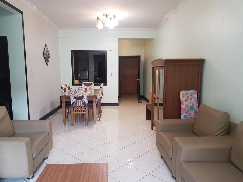 Ferienwohnung Nana Marina Court Kota Kinabalu Exterior foto